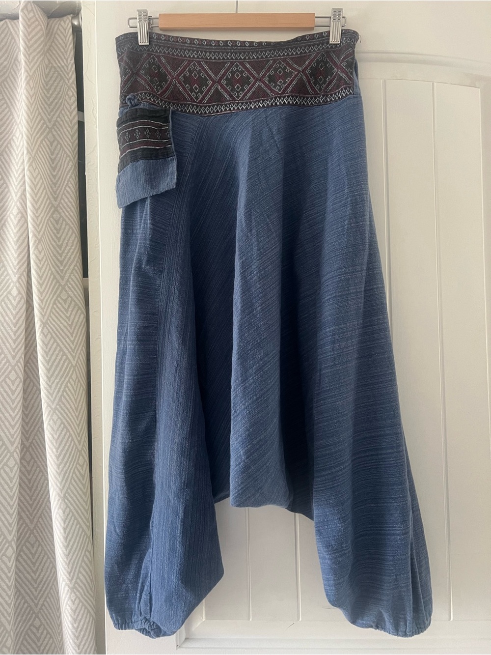 Blue Bohemian Harem Lightweight Denim Embroidered Waist Pants Large